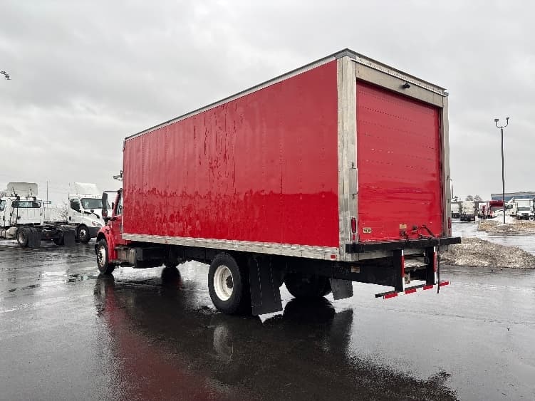 2019 Freightliner M2 106 in Columbus, OH — photo 6