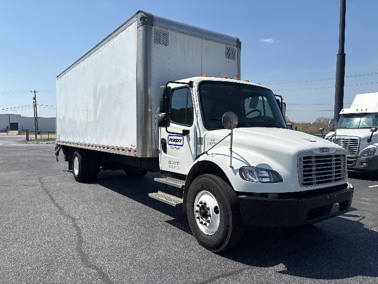 2021 Freightliner M2 106