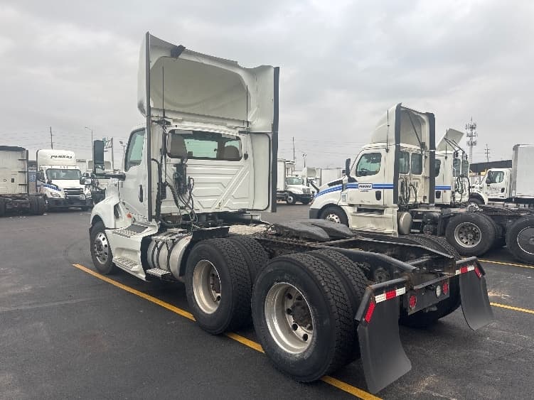 2019 International LT in Indianapolis, IN — photo 5