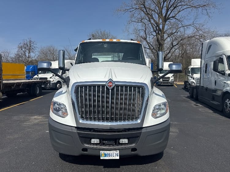 2019 International LT in Indianapolis, IN — photo 2