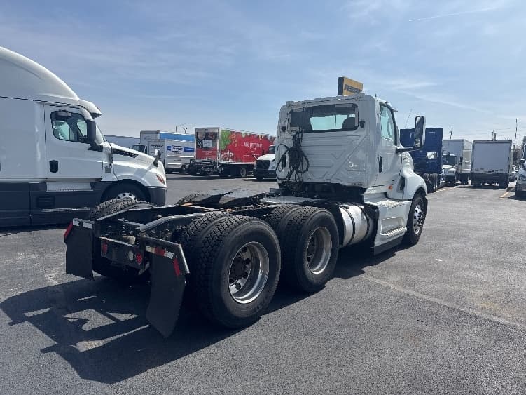 2019 International LT in Indianapolis, IN — photo 7