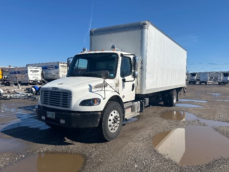 2021 Freightliner M2 106