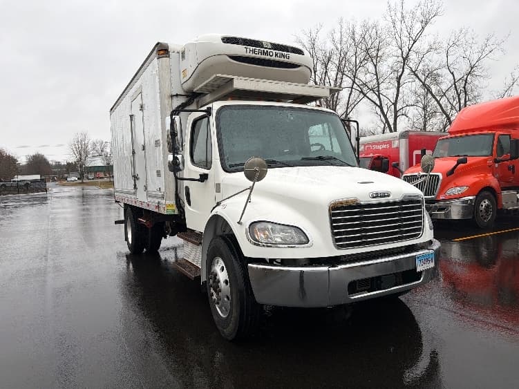 2019 Freightliner M2 106