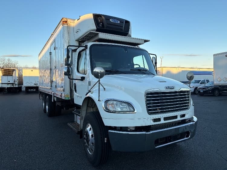 2019 Freightliner M2 106
