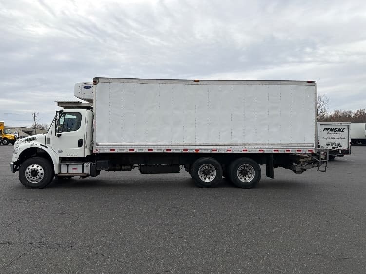2019 Freightliner M2 106 in Chicopee, MA — photo 4