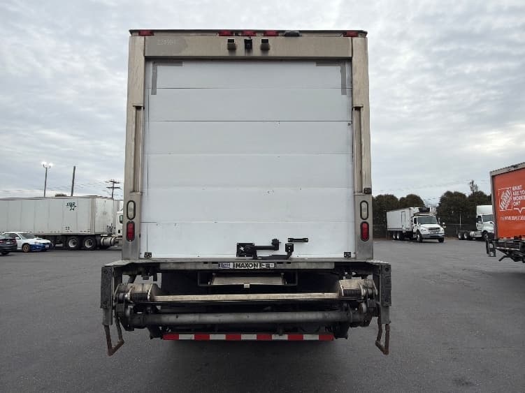 2019 Freightliner M2 106 in Chicopee, MA — photo 7