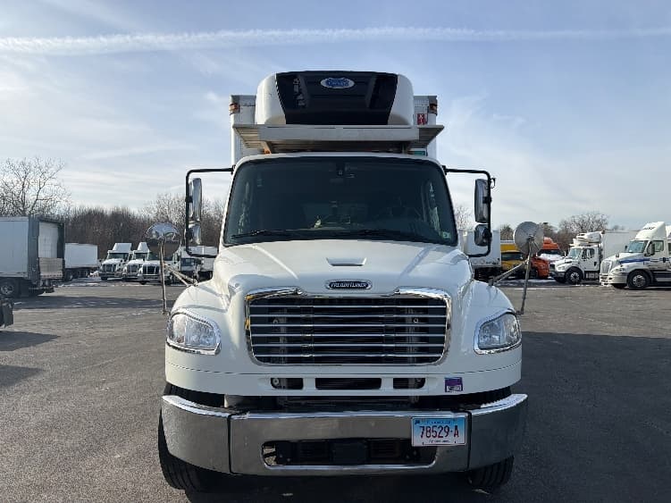 2019 Freightliner M2 106 in Chicopee, MA — photo 2