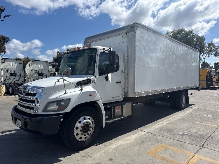2019 Hino 338 in Torrance, CA — photo 3