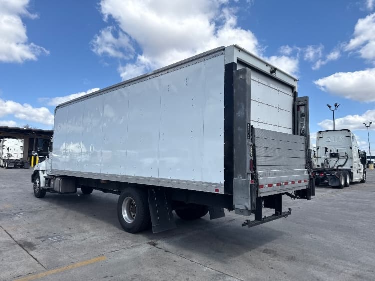 2019 Hino 338 in Torrance, CA — photo 6