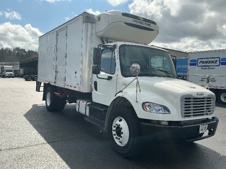 2019 Freightliner M2 106