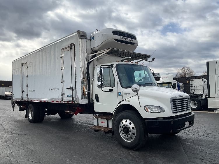 2019 Freightliner M2 106