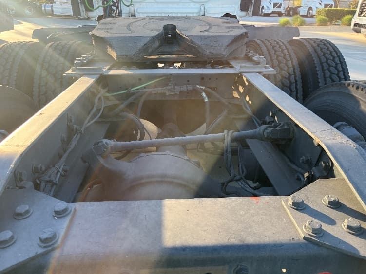 2019 Freightliner Cascadia in Fontana, CA — photo 6
