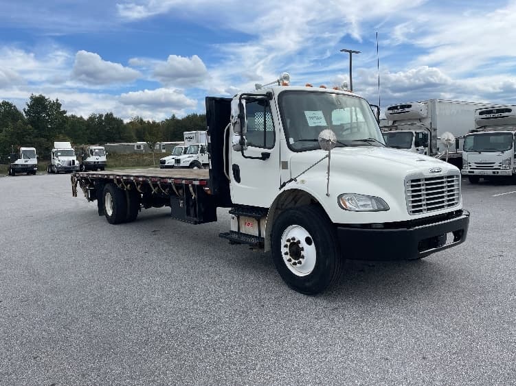 2019 Freightliner M2 106