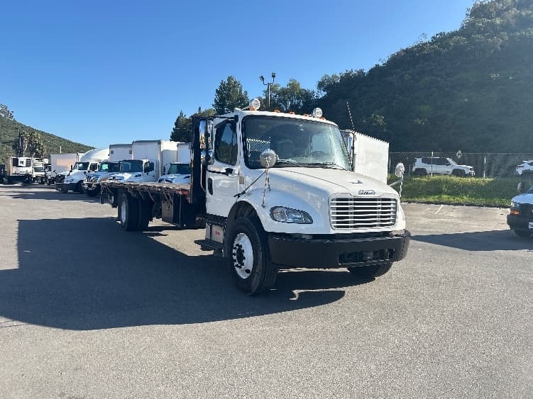 2019 Freightliner M2 106