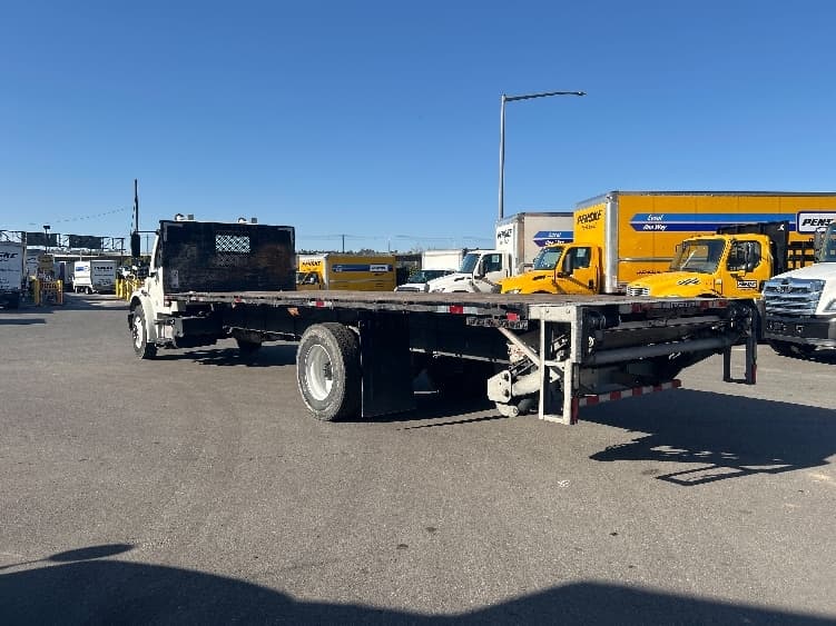 2019 Freightliner M2 106 in Fontana, CA — photo 6