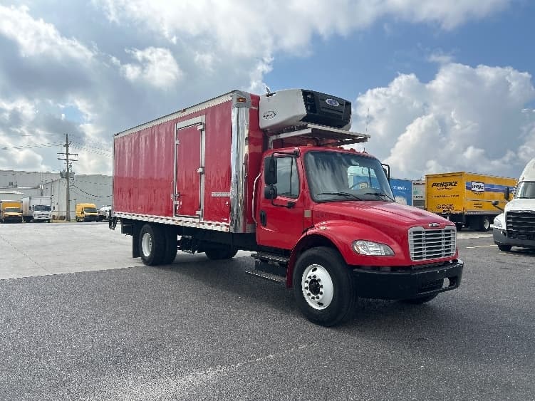 2019 Freightliner M2 106