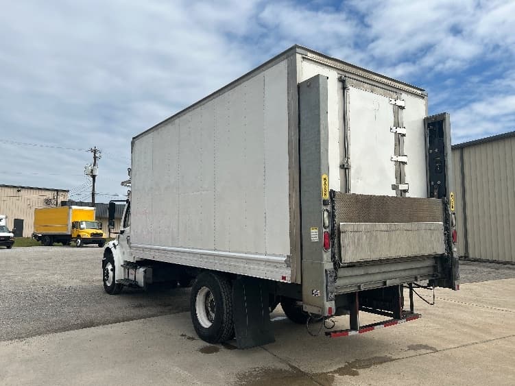 2019 Freightliner M2 106 in Hueytown, AL — photo 6