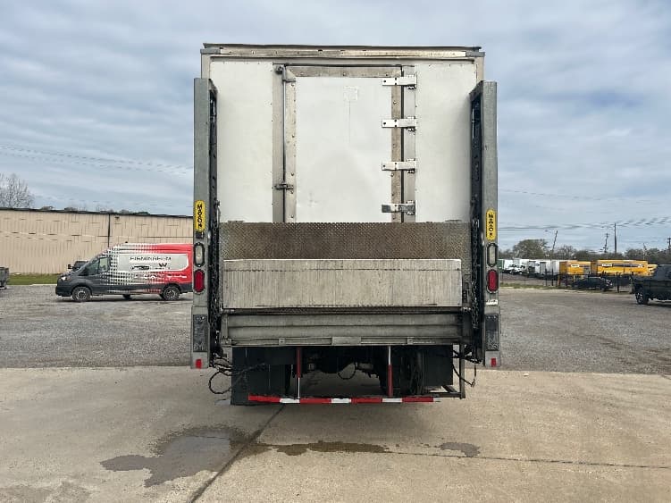 2019 Freightliner M2 106 in Hueytown, AL — photo 7