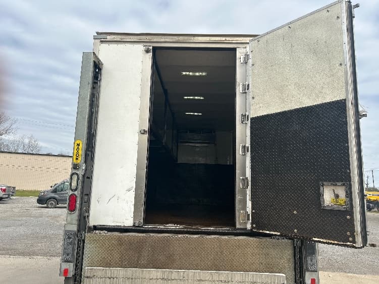 2019 Freightliner M2 106 in Hueytown, AL — photo 8