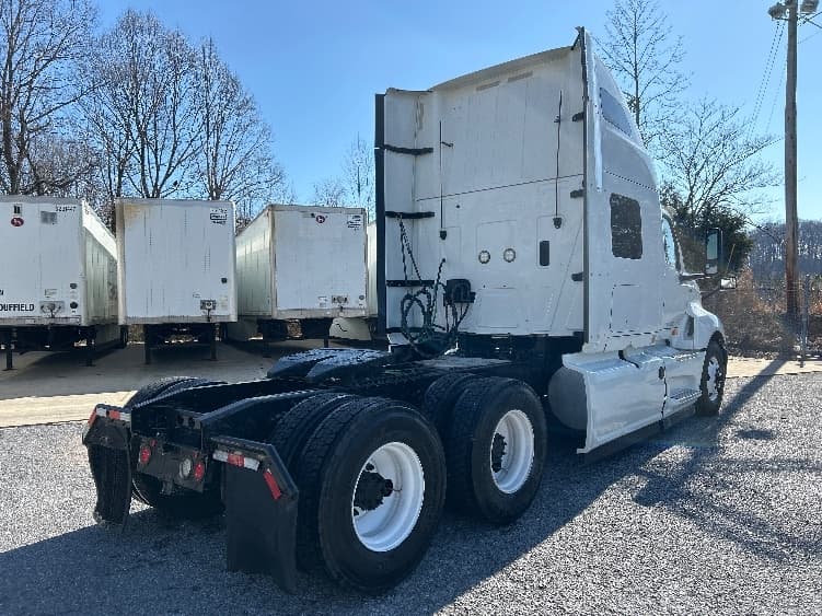 2019 International LT in Blountville, TN — photo 7