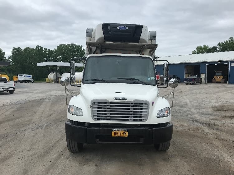 2019 Freightliner M2 106 in Whitesboro, NY — photo 2
