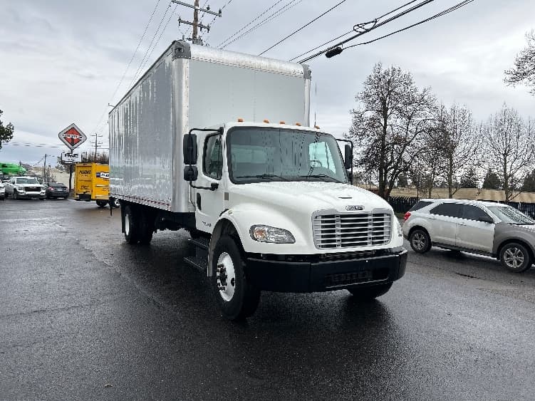 2019 Freightliner M2 106