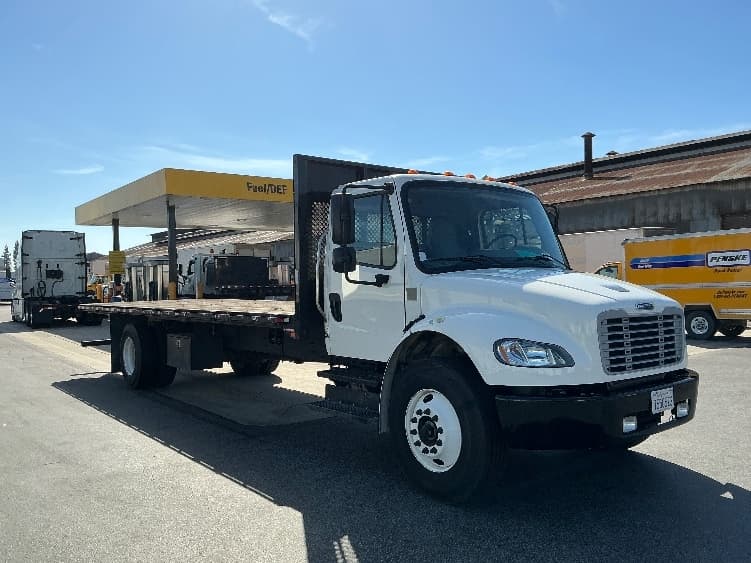 2019 Freightliner M2 106