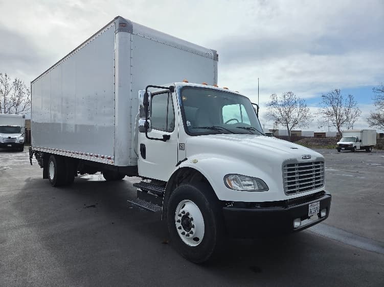 2019 Freightliner M2 106
