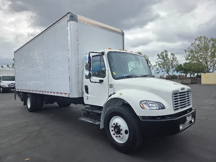 2019 Freightliner M2 106