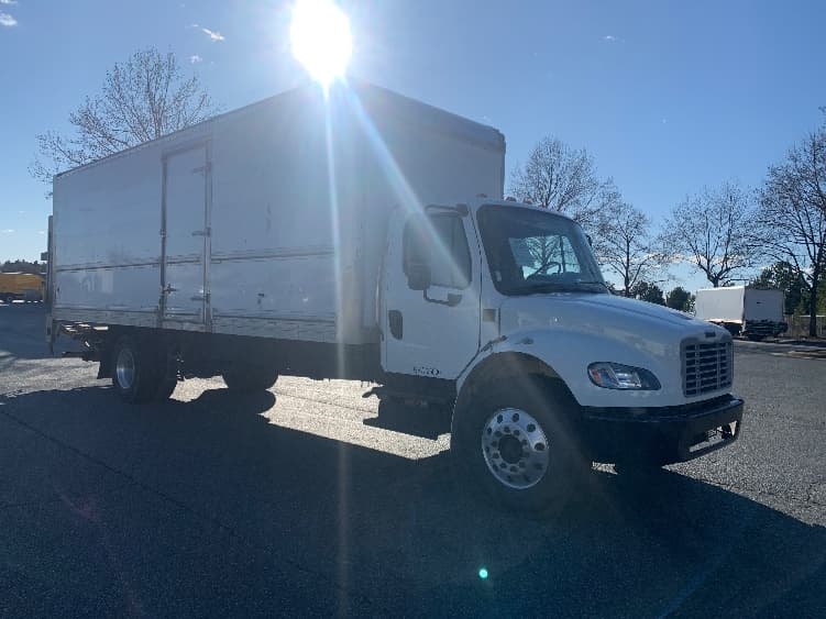 2019 Freightliner M2 106