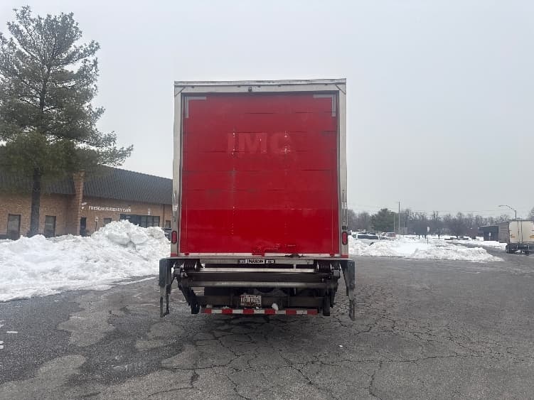 2019 Freightliner M2 106 in Baltimore, MD — photo 7
