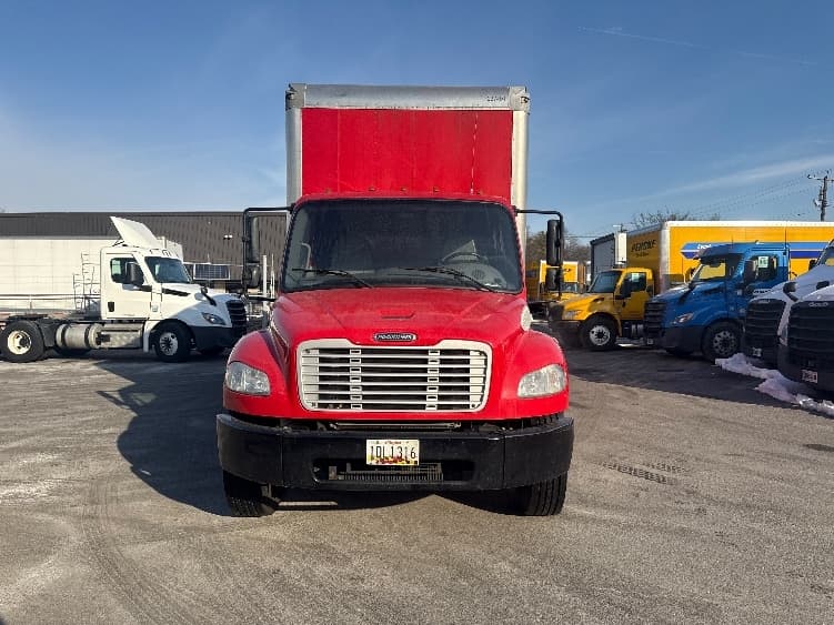 2019 Freightliner M2 106 in Baltimore, MD — photo 2