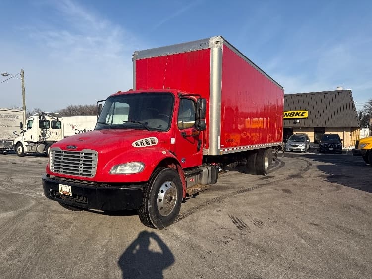 2019 Freightliner M2 106 in Baltimore, MD — photo 3