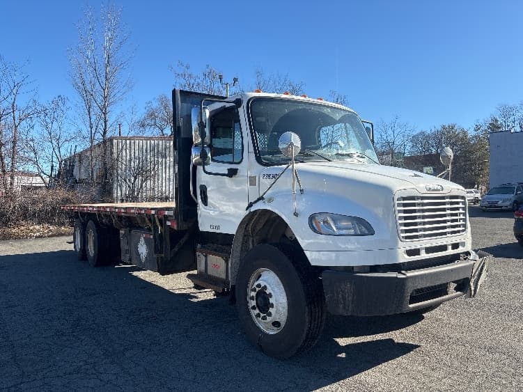 2019 Freightliner M2 106