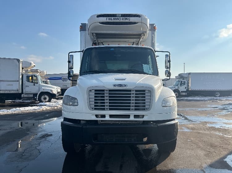2019 Freightliner M2 106 in Indianapolis, IN — photo 2