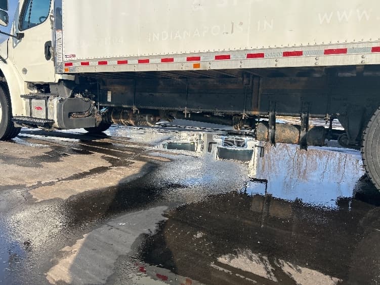 2019 Freightliner M2 106 in Indianapolis, IN — photo 5