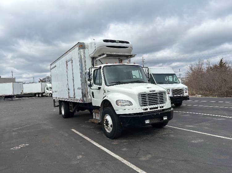 2019 Freightliner M2 106