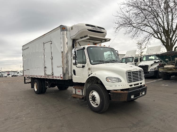 2019 Freightliner M2 106