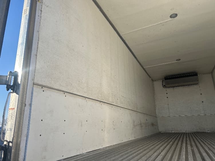 2019 Freightliner M2 106 in Indianapolis, IN — photo 10