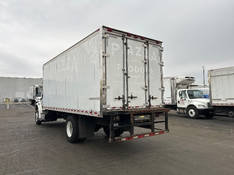 2019 Freightliner M2 106 in Indianapolis, IN — photo 6