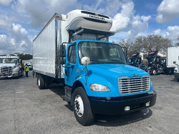 2019 Freightliner M2 106