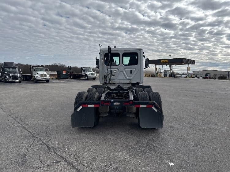 2019 Freightliner Cascadia in Nashville (Mount Juliet), TN — photo 6