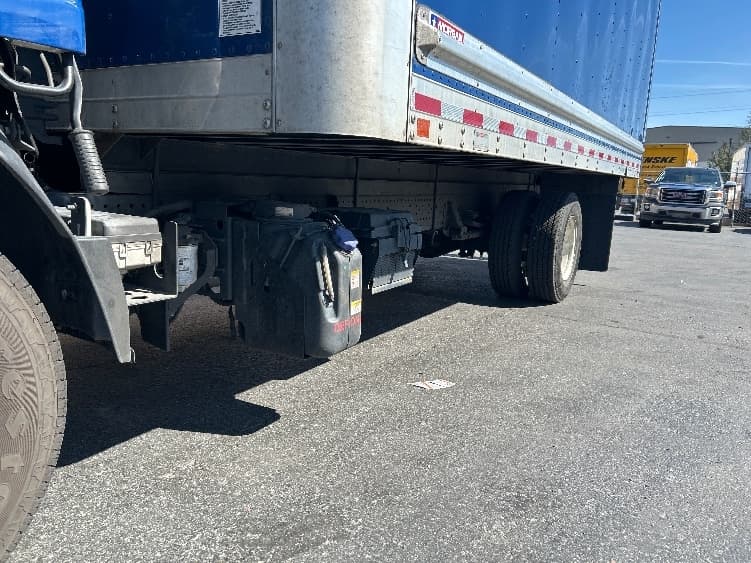 2019 Isuzu NPR in Kent, WA — photo 5