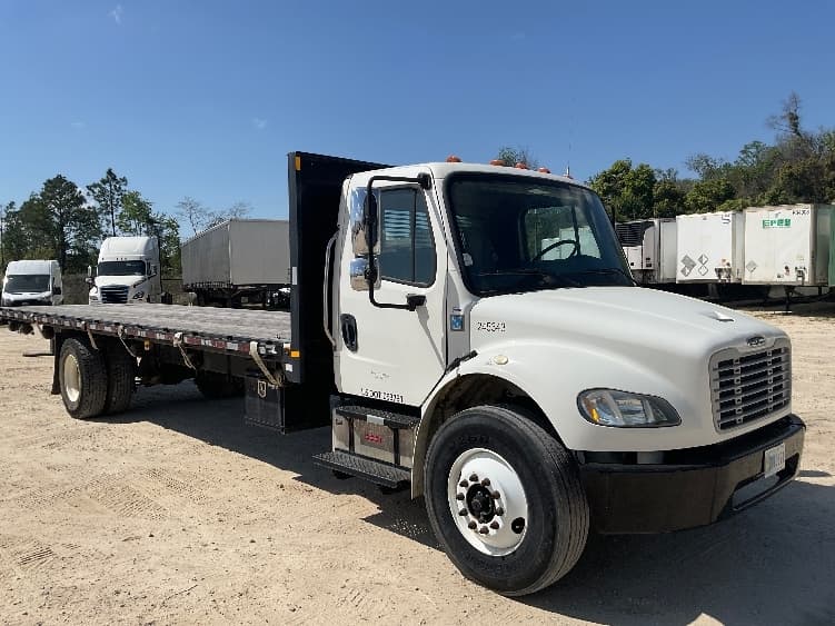 2019 Freightliner M2 106