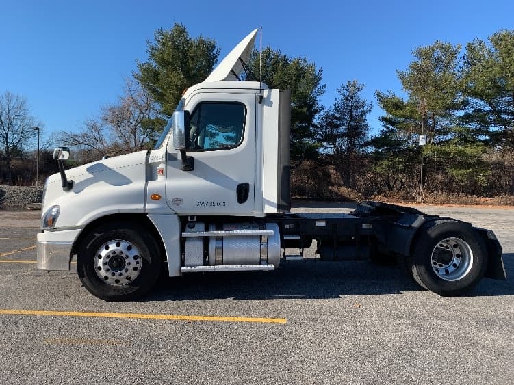 2019 Freightliner Cascadia in Auburn, MA — photo 4