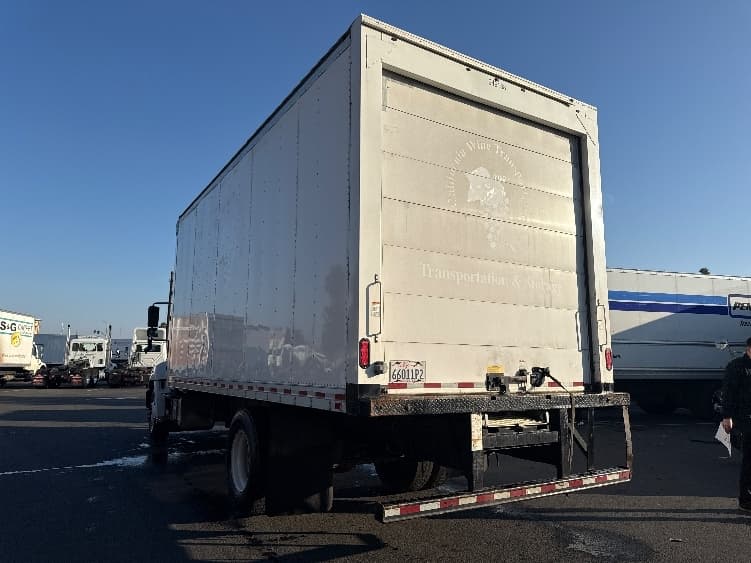 2019 Hino 338 in West Sacramento, CA — photo 6