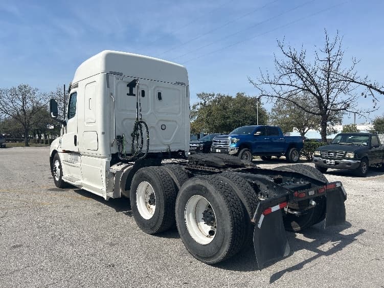 2019 Freightliner Cascadia in Katy, TX — photo 5