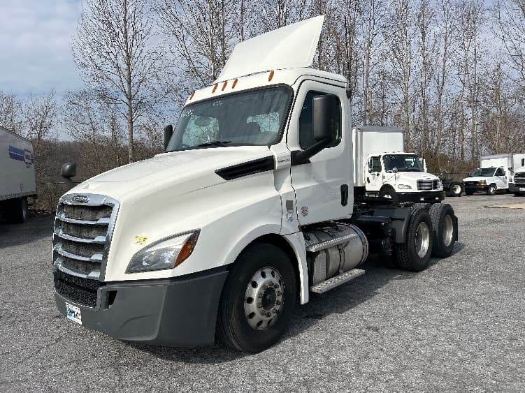 2019 Freightliner Cascadia in Blountville, TN — photo 3