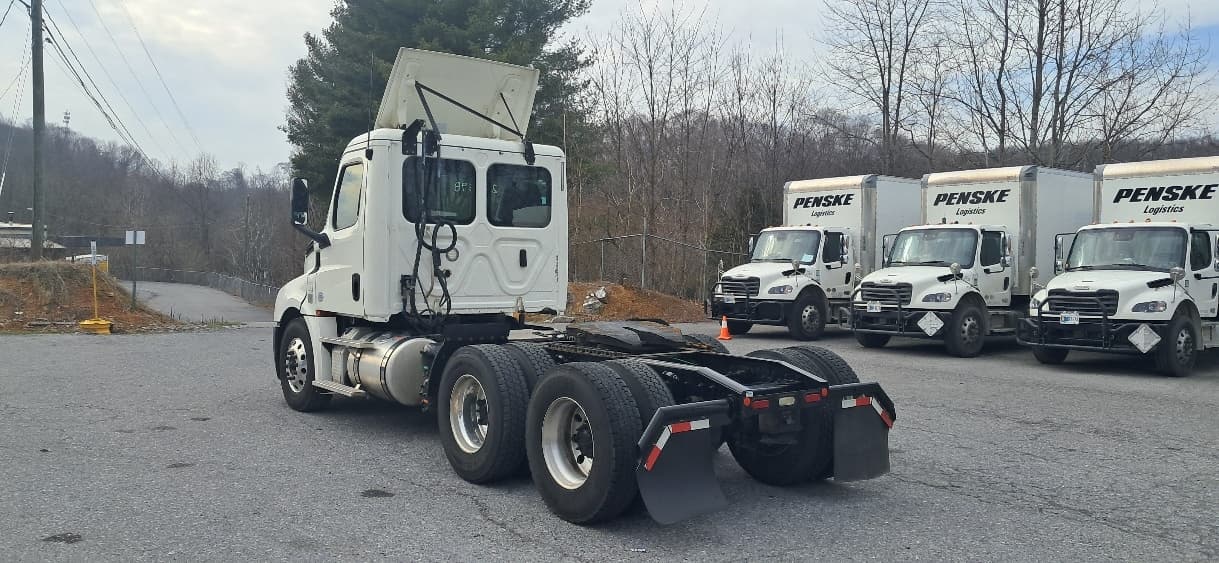 2019 Freightliner Cascadia in Blountville, TN — photo 5