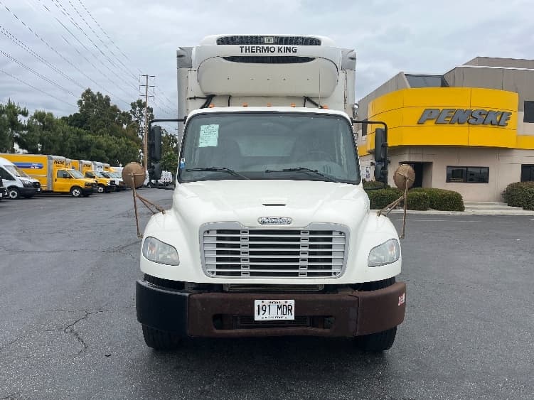 2019 Freightliner M2 106 in La Mirada, CA — photo 2